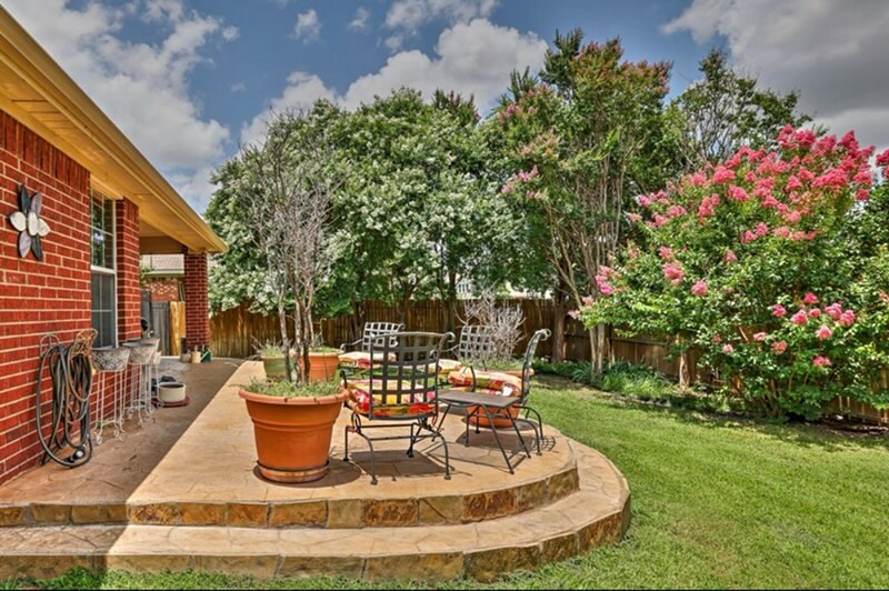 Building Photo - 7501 Diamond Springs Tr