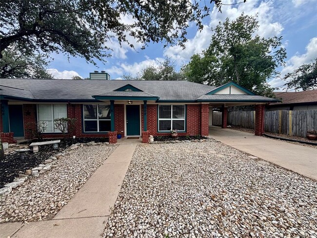 Primary Photo - 808 Lone Star Dr
