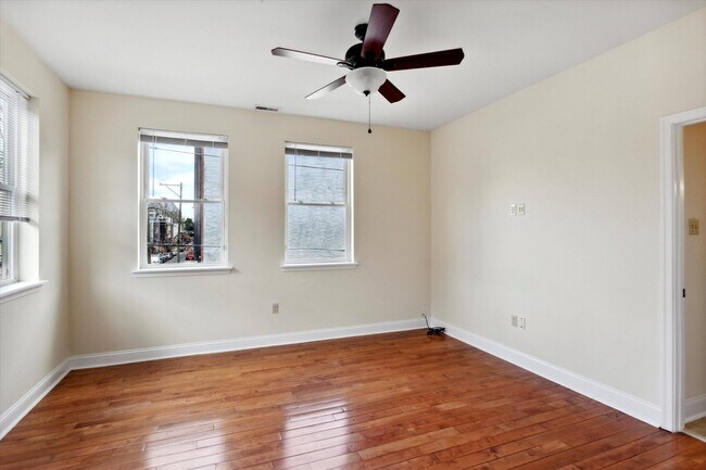 Building Photo - 1935 N 18th St