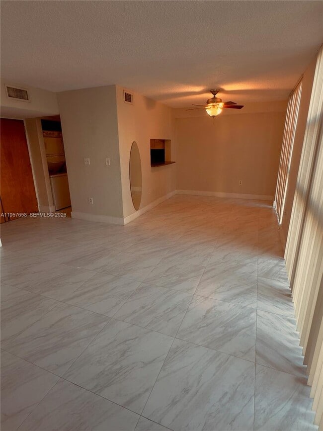 Building Photo - 11800 SW 18th St