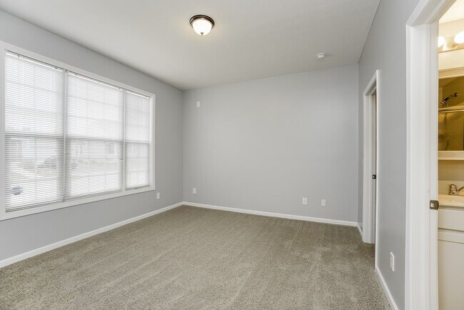 Building Photo - 6091 Follensby Dr