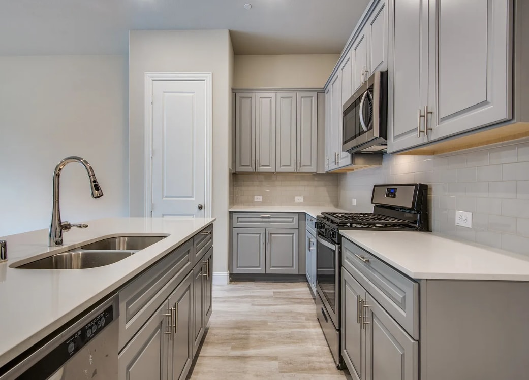 Building Photo - 4176 Kearsage Dr