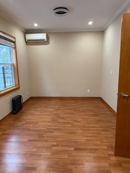 Building Photo - 713 Yonkers Ave