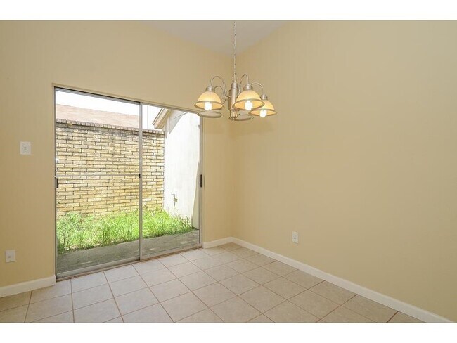 Building Photo - 7611 Shaddock Dr