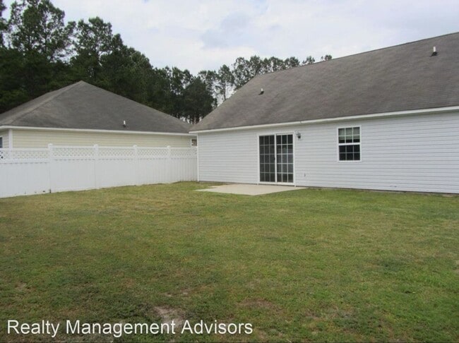 Building Photo - Wood Bridge