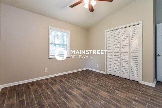 Building Photo - 3 Bedroom Pet-Friendly Home in decatur, GA...