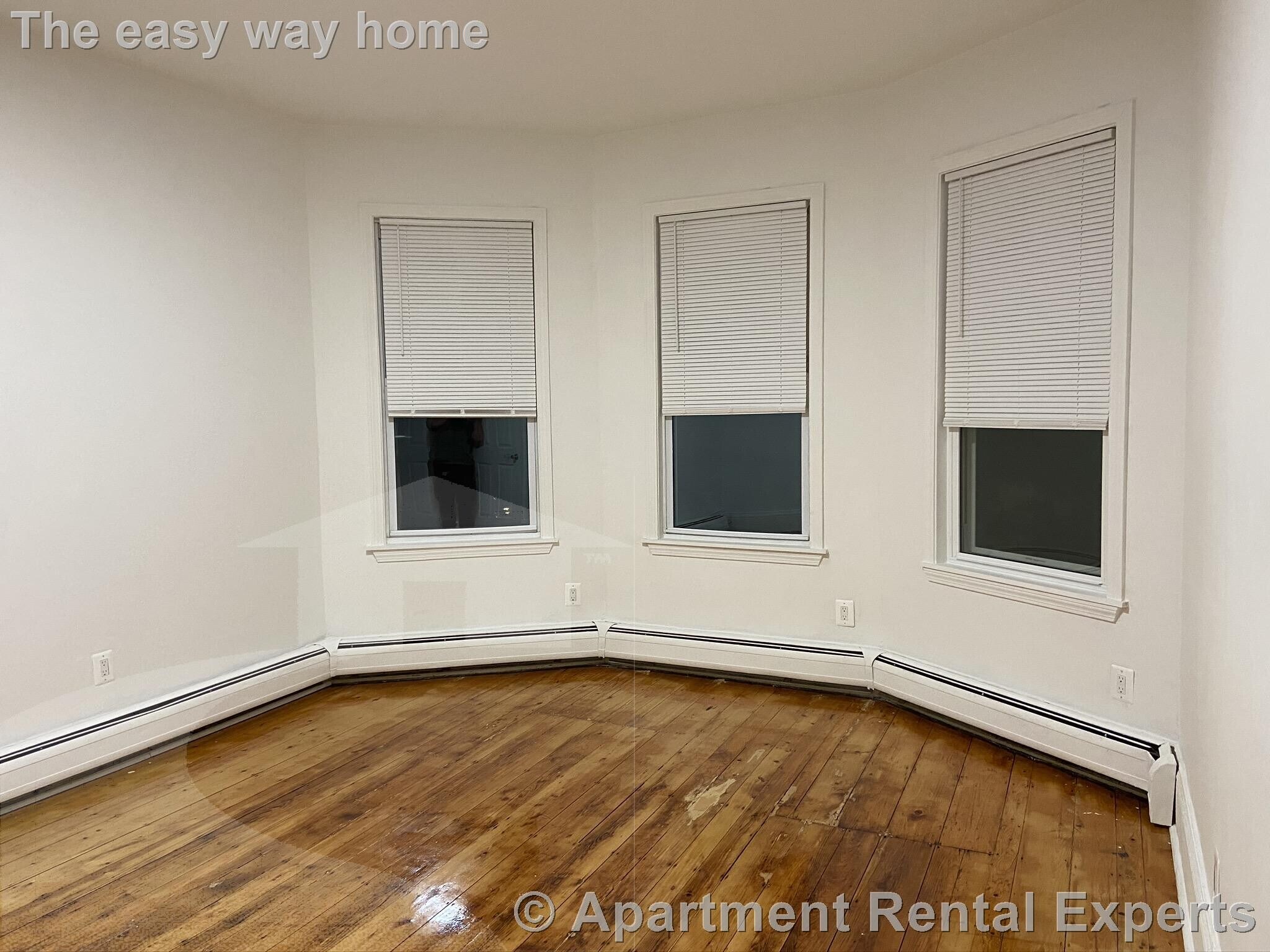 Building Photo - 252 Windsor St