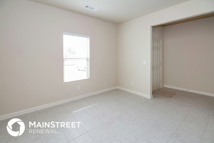 Building Photo - 60 Ashley Trace