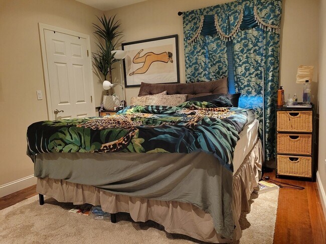 Building Photo - 20 Symonds St