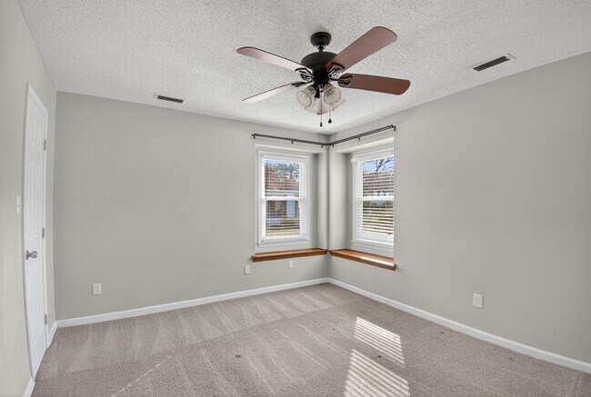 Building Photo - 3BR House in Jacksonville