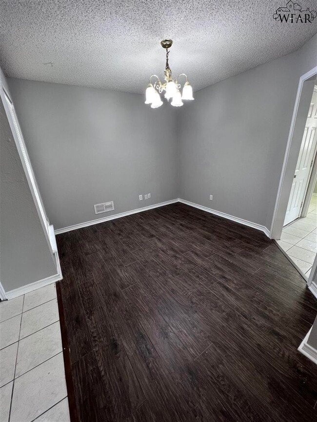 Building Photo - 5316 Pebblestone Dr