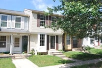 Building Photo - EDGEWOOD -  WOODBRIDGE CENTER TOWNHOUSE