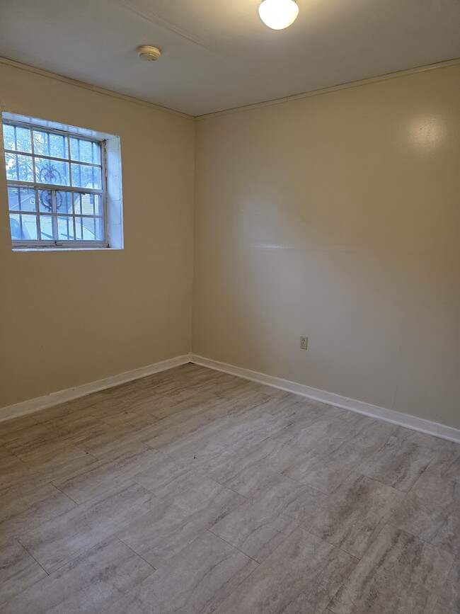 Building Photo - 3719 Steadman Dr NW