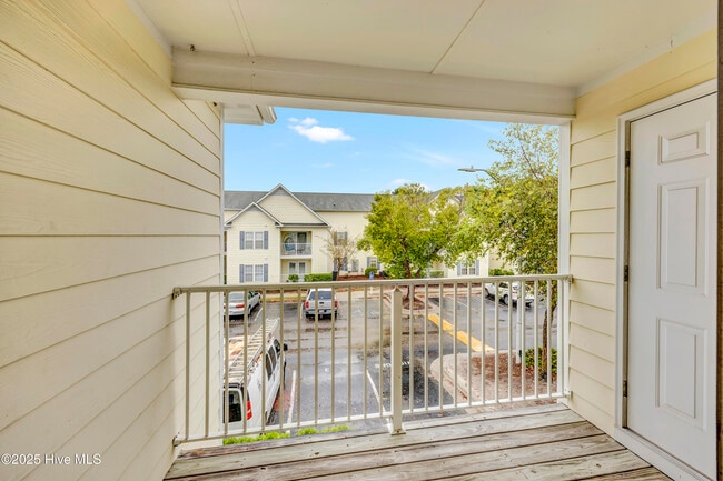 Building Photo - 5012 Hunters Trail