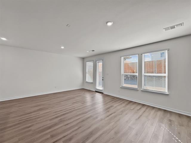 Building Photo - 664 Jupe Wy