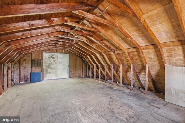 Building Photo - 3141 Clayborne Ave
