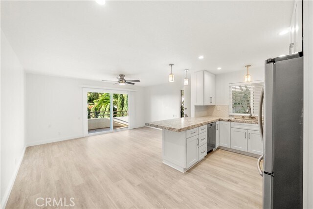 Building Photo - 352 Y Pl