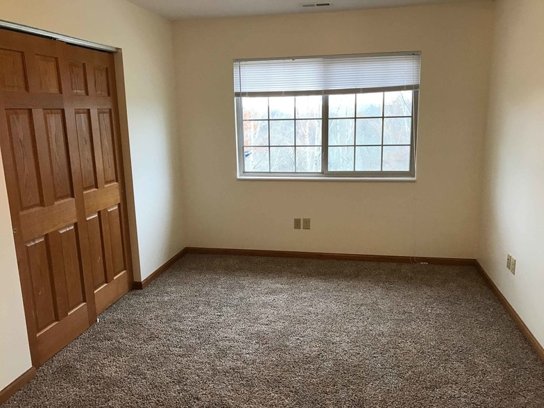 Building Photo - 802 Altamonte Dr