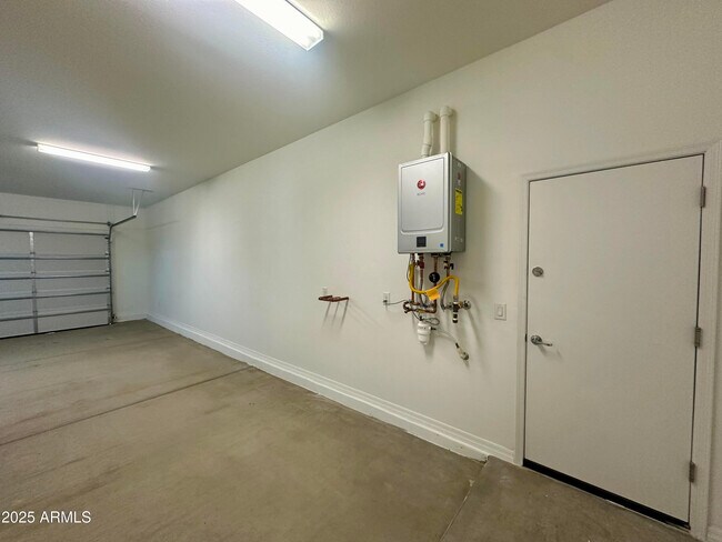 Building Photo - 26425 N 22nd Dr