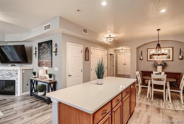 Building Photo - 9451 Ashbury Cir