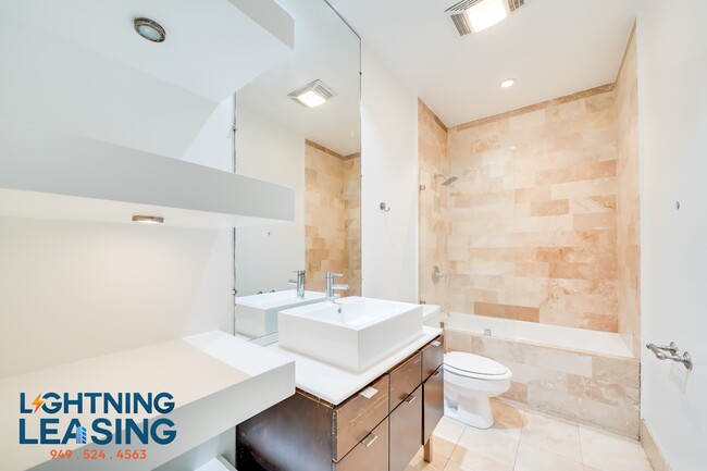 Building Photo - 8811-8815 Burton Way