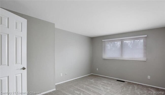 Building Photo - 11328 Kingsley Dr