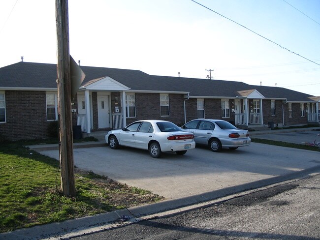 Primary Photo - 501 N Wells St