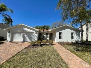 Building Photo - 12813 Starling Dr