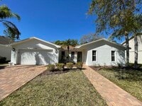 Building Photo - 12813 Starling Dr
