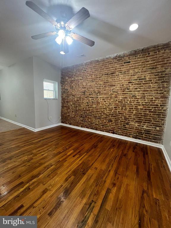 Building Photo - 1408 W Franklin St