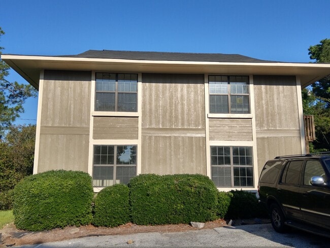 Building Photo - 2339 Walden Dr