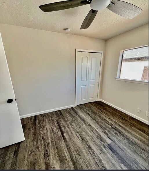 Building Photo - 2810 Diamond Fld