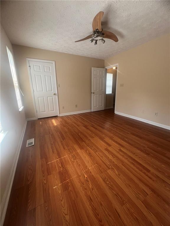 Building Photo - 1033 Plantation Way