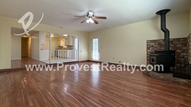 Building Photo - 12406 Pawnee Rd