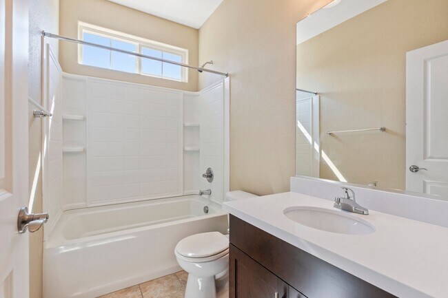 Building Photo - 20833 Grapevine Dr