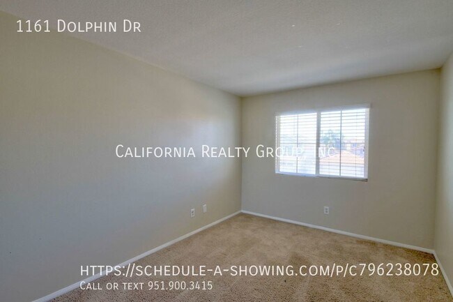 Building Photo - 1161 Dolphin Dr