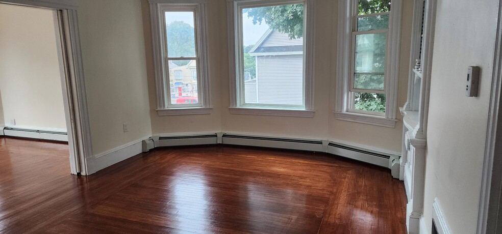 Bedroom 1 - 2 Reservoir Ter