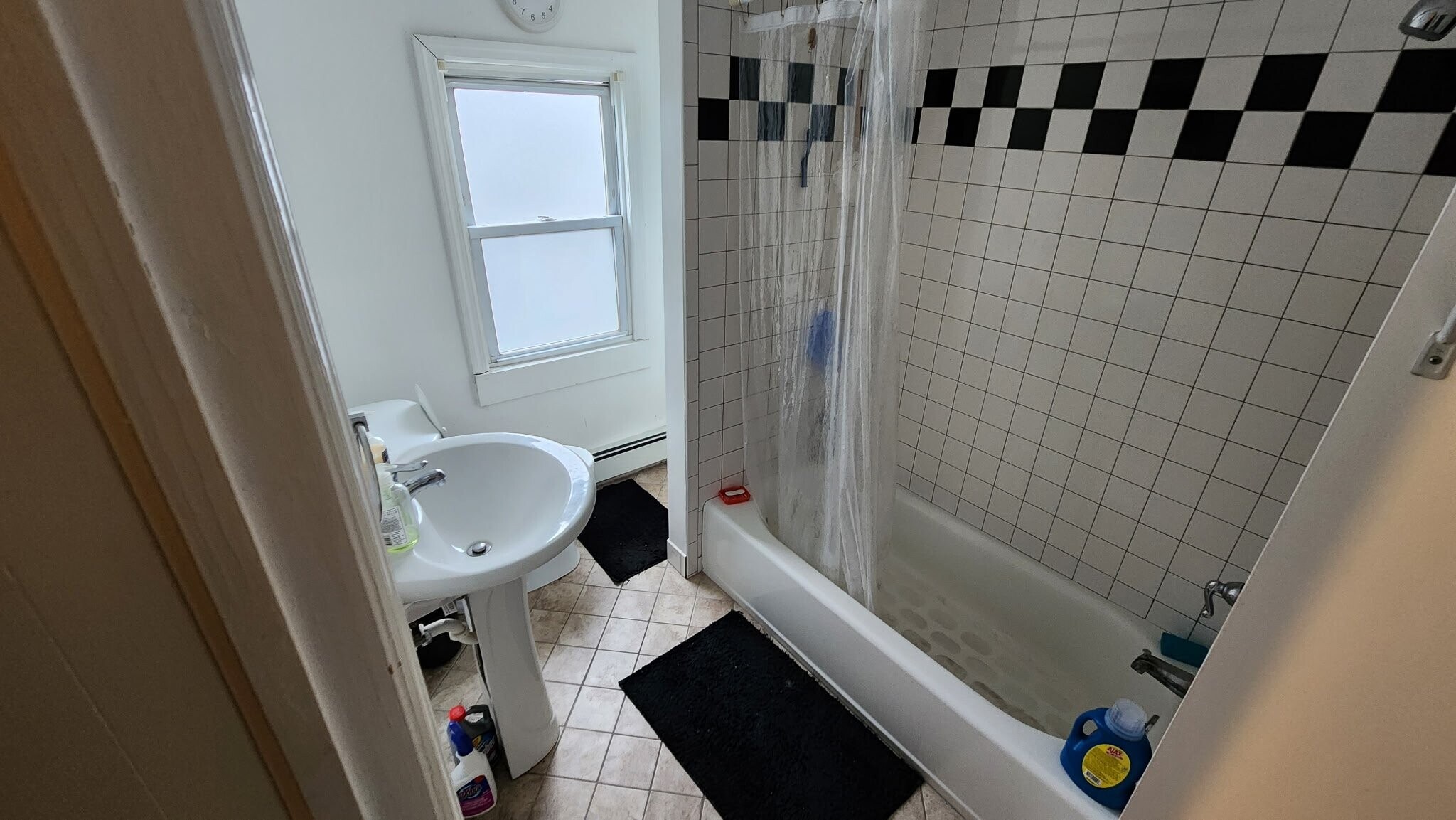 Building Photo - 721 Birch St