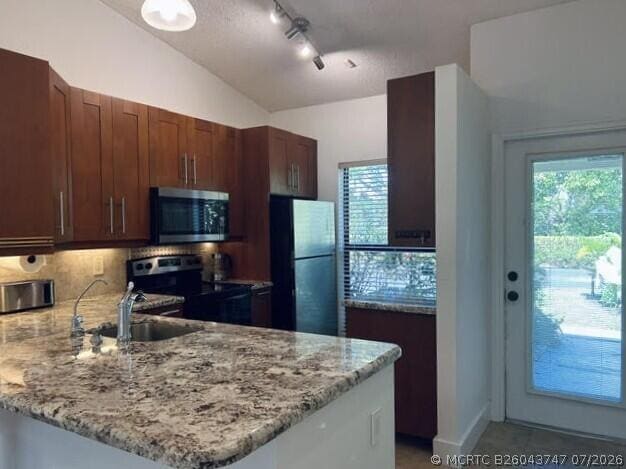 Building Photo - 3054 S Oakland Forest Dr