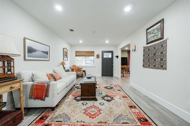 Building Photo - 3211 Crest Ridge Dr