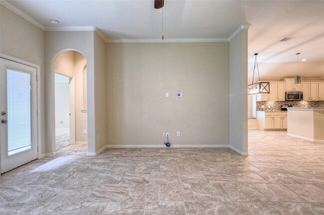 Building Photo - 3823 Cactus Field Ln