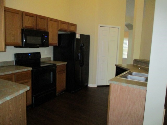 Building Photo - 3428 World Ct