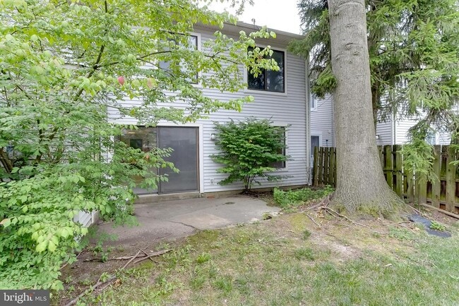 Building Photo - 128 Briar Ct