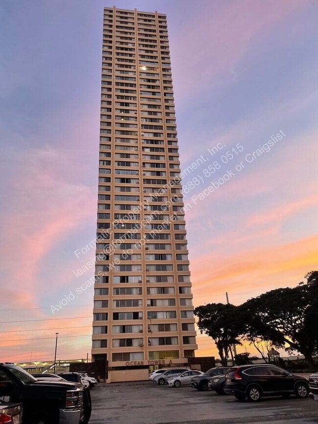 Building Photo - 1060 Kamehameha Hwy