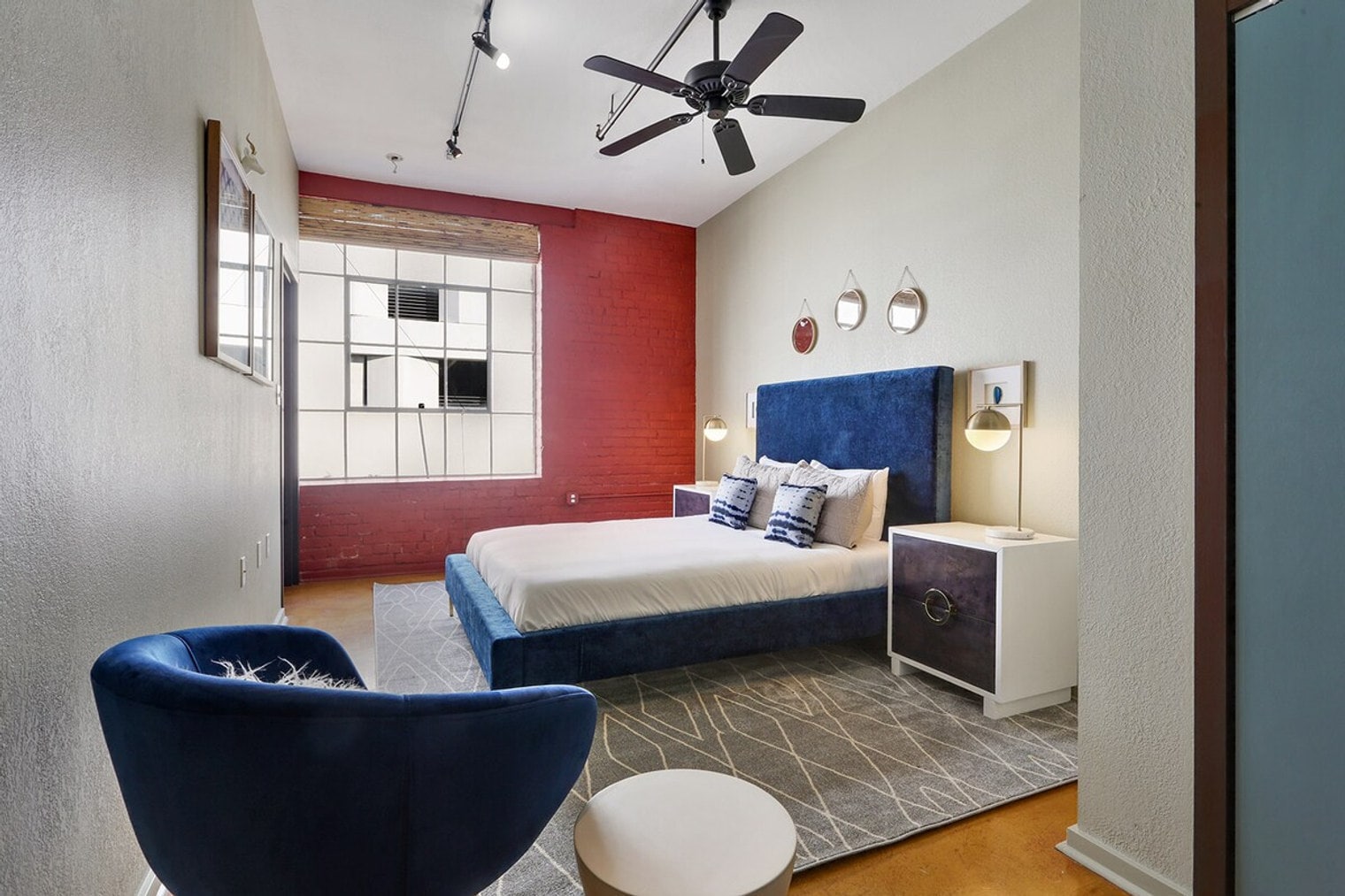 Building Photo - 1041 Constance St