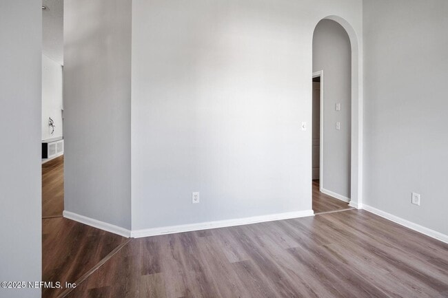 Building Photo - 8936 Deer Berry Ct