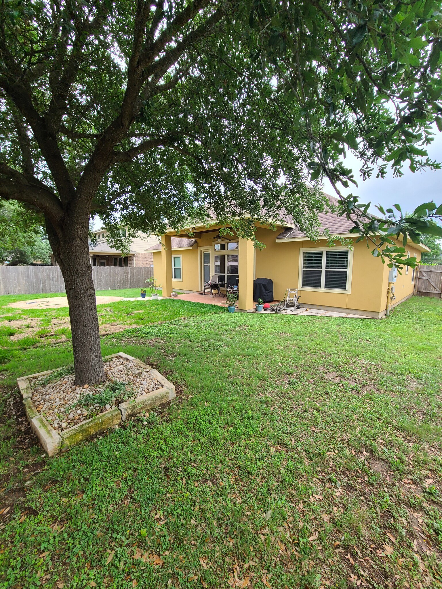 Building Photo - 15508 Fox Ln