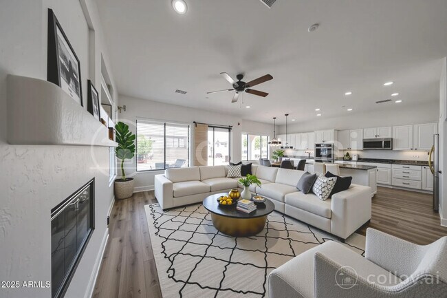 Building Photo - 41735 N Maidstone Ct