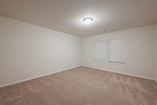 Building Photo - 8014 Fijian Cypress Dr