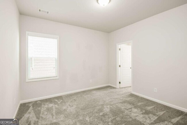 Building Photo - 5379 Fox Den Rd